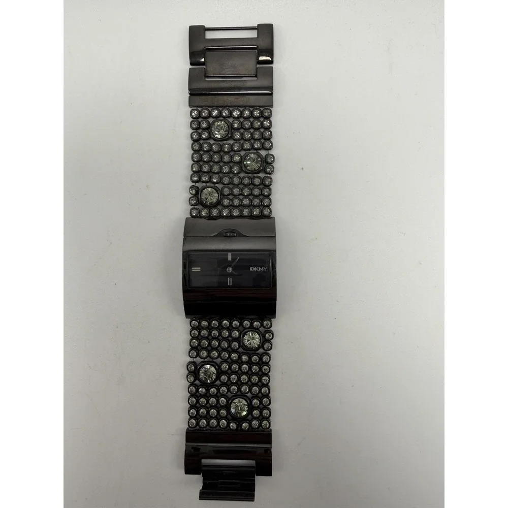 DKNY NY-3927 New Battery Crystals Ladies Watch 33MM 6.5